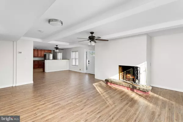 Trenton, NJ 08638,2264 PENNINGTON RD