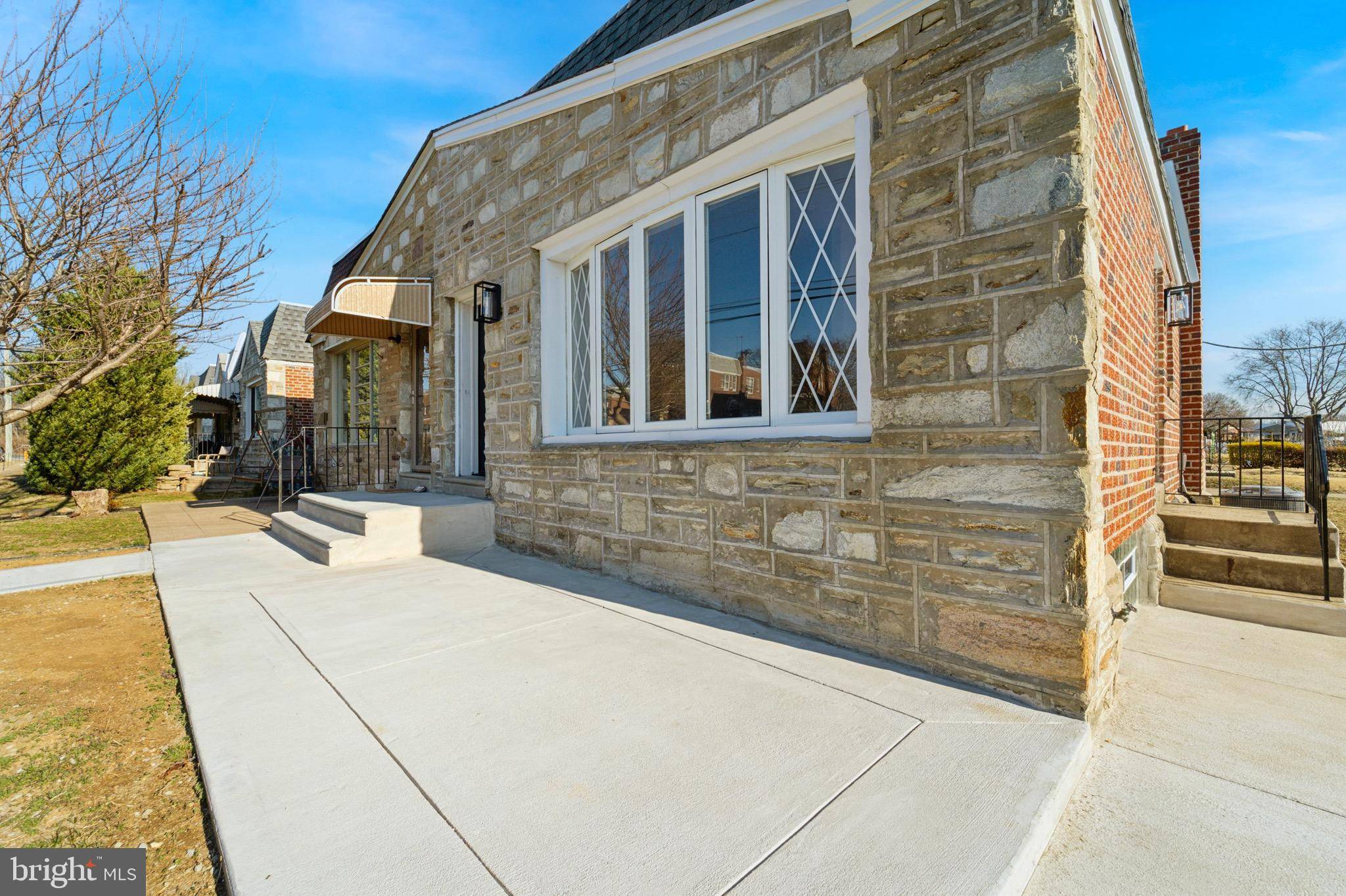 Philadelphia, PA 19152,1719 TUSTIN ST