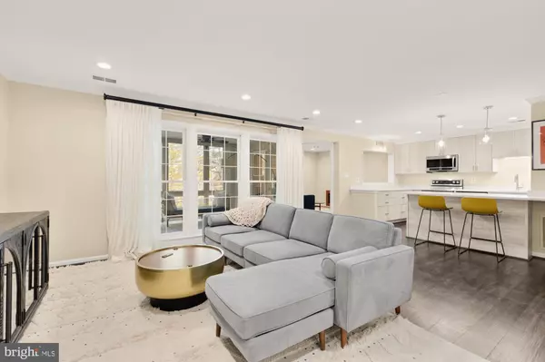 5707 BREWER HOUSE CIR #201, North Bethesda, MD 20852