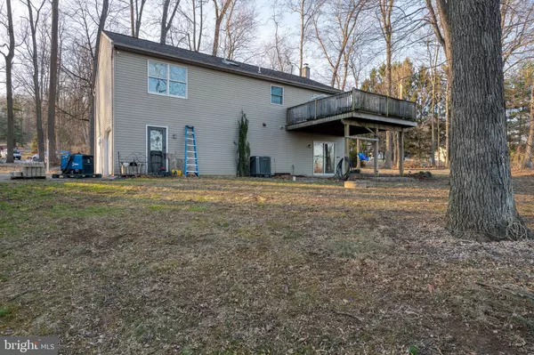 Quarryville, PA 17566,4 DOE LN