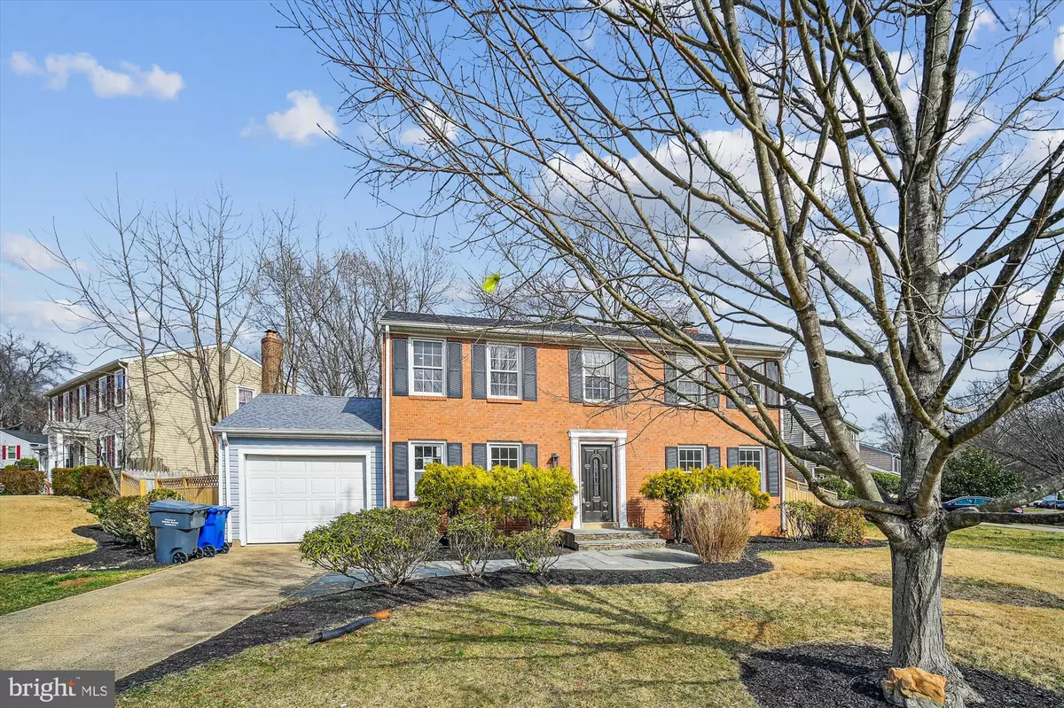 Falls Church, VA 22042,3307 CREST HAVEN CT