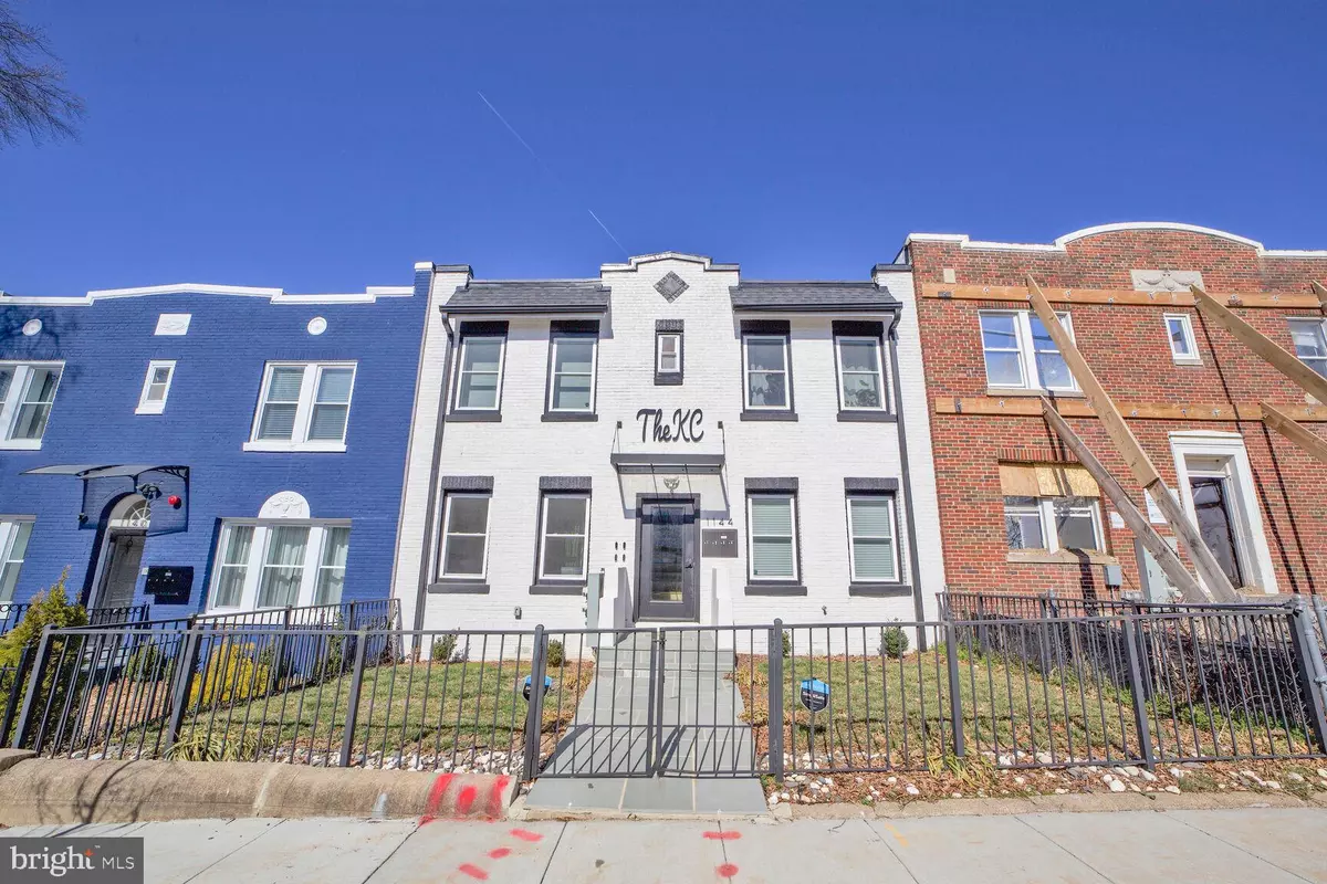 Washington, DC 20002,1144 OWEN PL NE #1