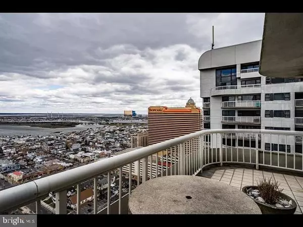 Atlantic City, NJ 08401,3101 BOARDWALK #3208-2