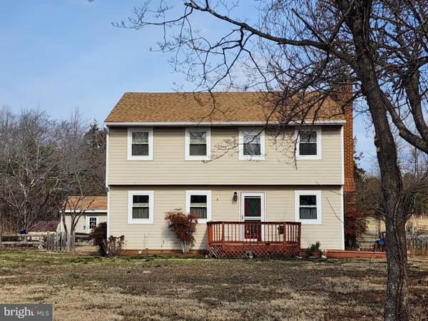 201 OLD LANDING CT, Fredericksburg, VA 22405