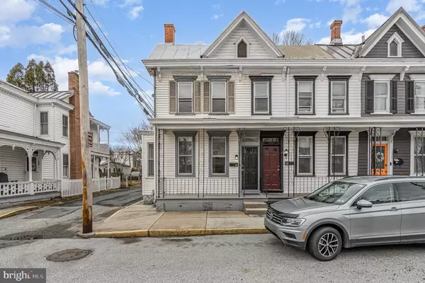 Carlisle, PA 17013,230 S PITT ST