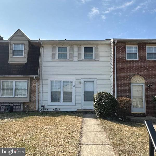 32 KING CHARLES CIR #32, Baltimore, MD 21237