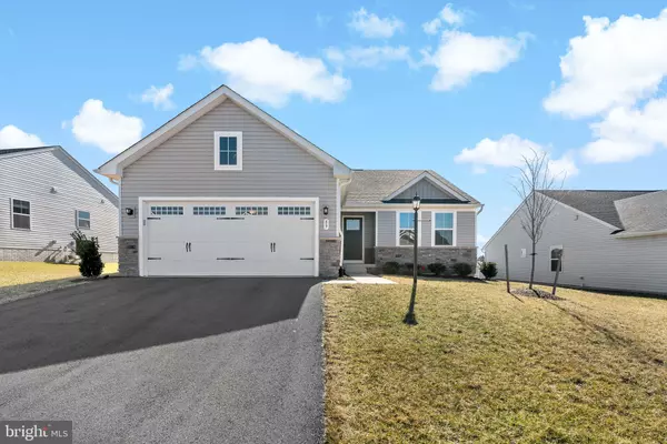 89 TUBURY LN, Martinsburg, WV 25405