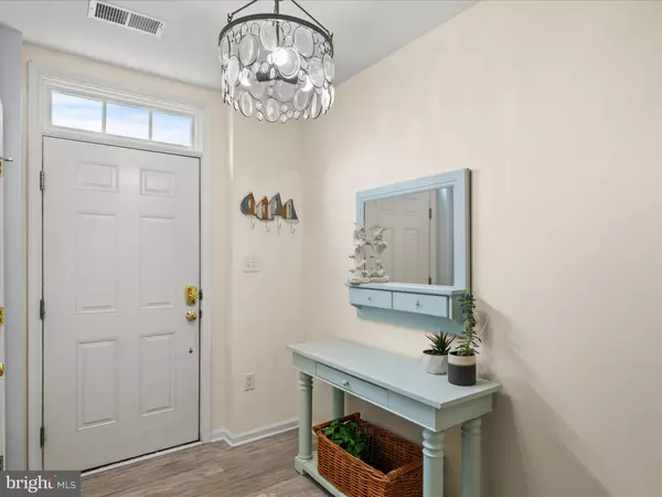 Ocean View, DE 19970,18 CALVERT ST #59