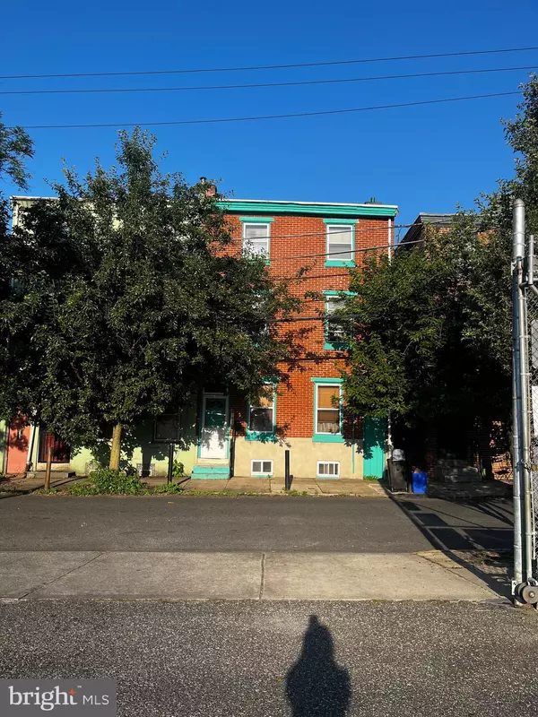 1027 N LAWRENCE ST, Philadelphia, PA 19123