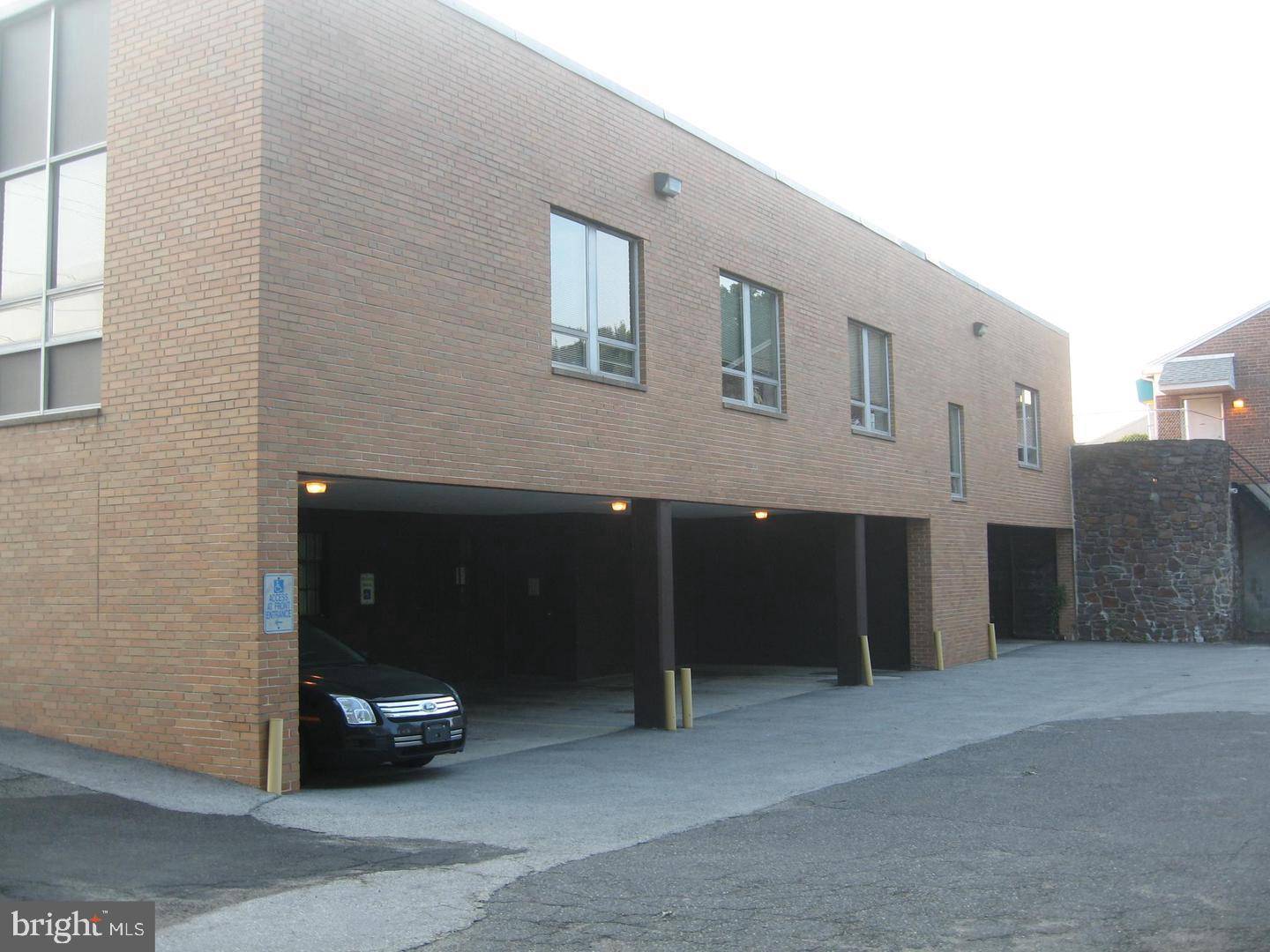 Brookhaven, PA 19015,4600 EDGMONT AVE #1