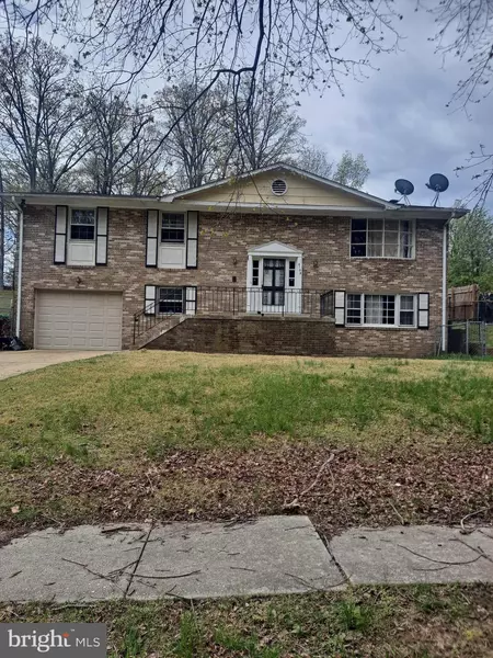 6109 WESSON DR, Suitland, MD 20746