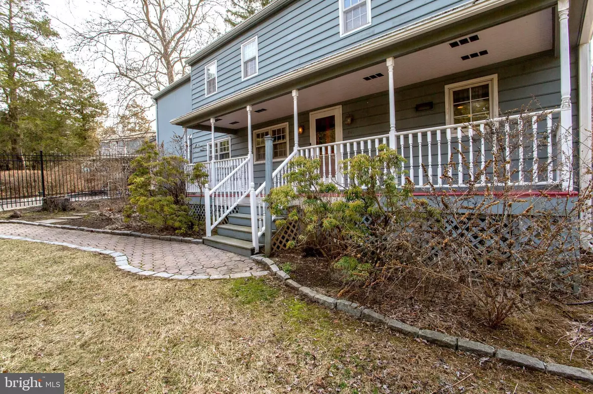 New Hope, PA 18938,242 S SUGAN RD