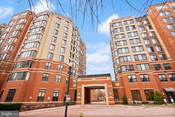 2220 FAIRFAX DR #109, Arlington, VA 22201