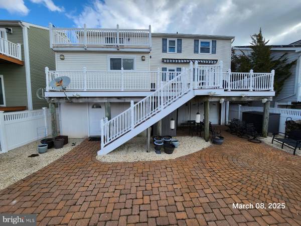 Manahawkin, NJ 08050,11 MARY JEANNE LN