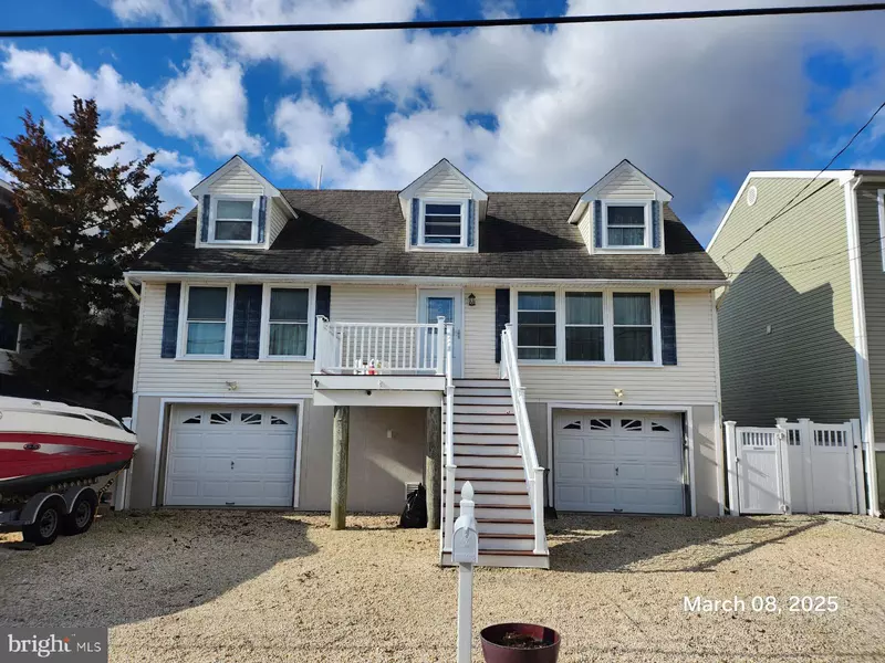 11 MARY JEANNE LN, Manahawkin, NJ 08050