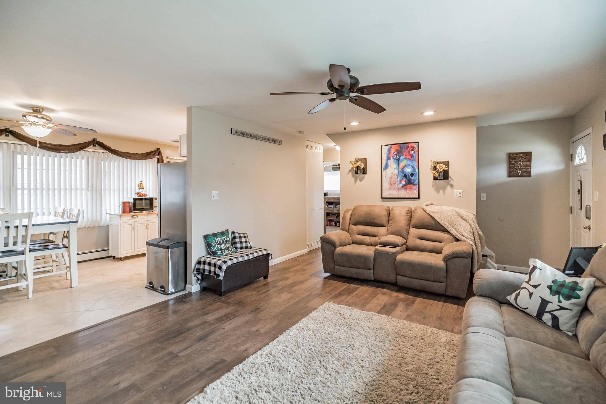 Levittown, PA 19055,16 JESTER LN