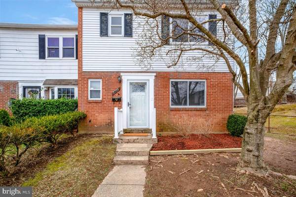 Laurel, MD 20707,7709 HYACINTH CT