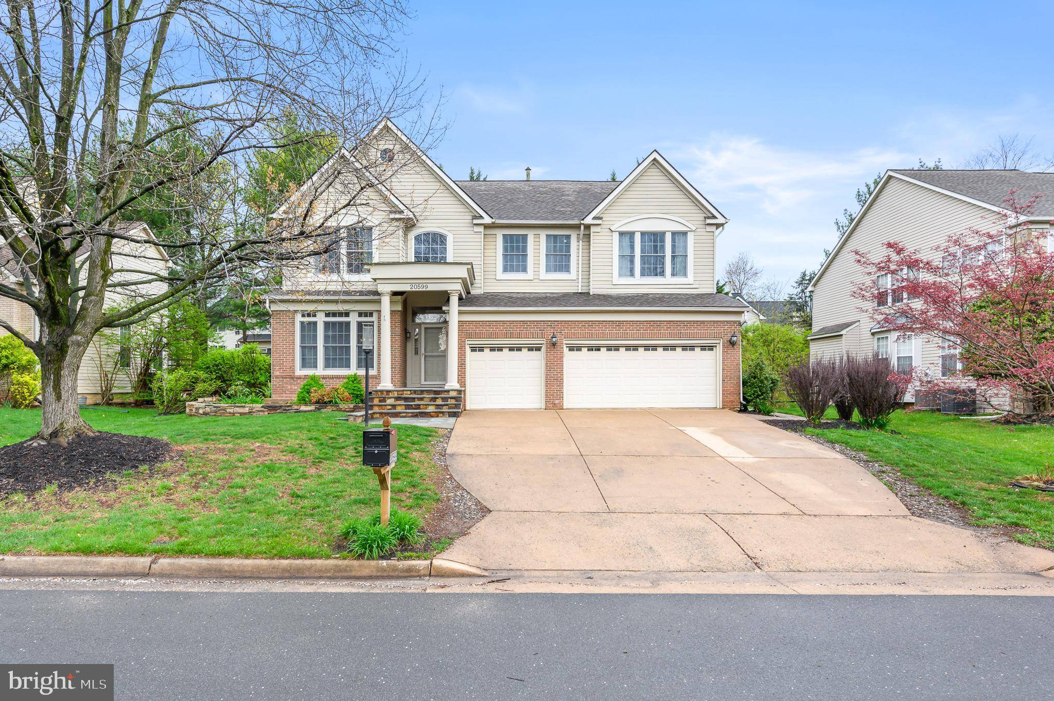Sterling, VA 20165,20599 QUARTERPATH TRACE CIR