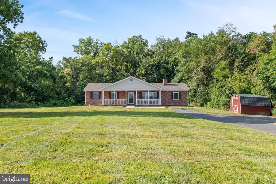 6075 STRASBURG RD, Strasburg, VA 22657