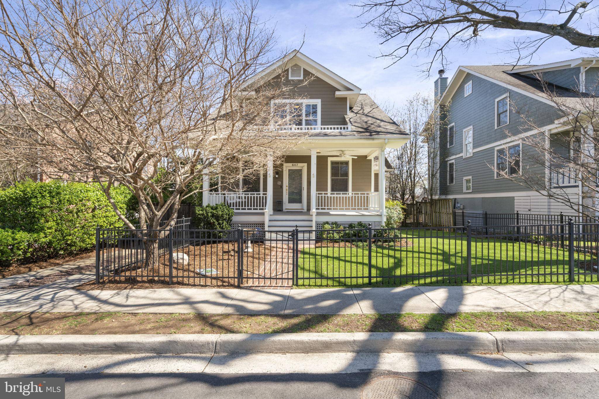 607 N HUDSON ST, Arlington, VA 22201