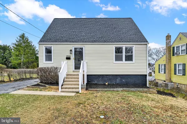 2926 GRENDON LN, Parkville, MD 21234