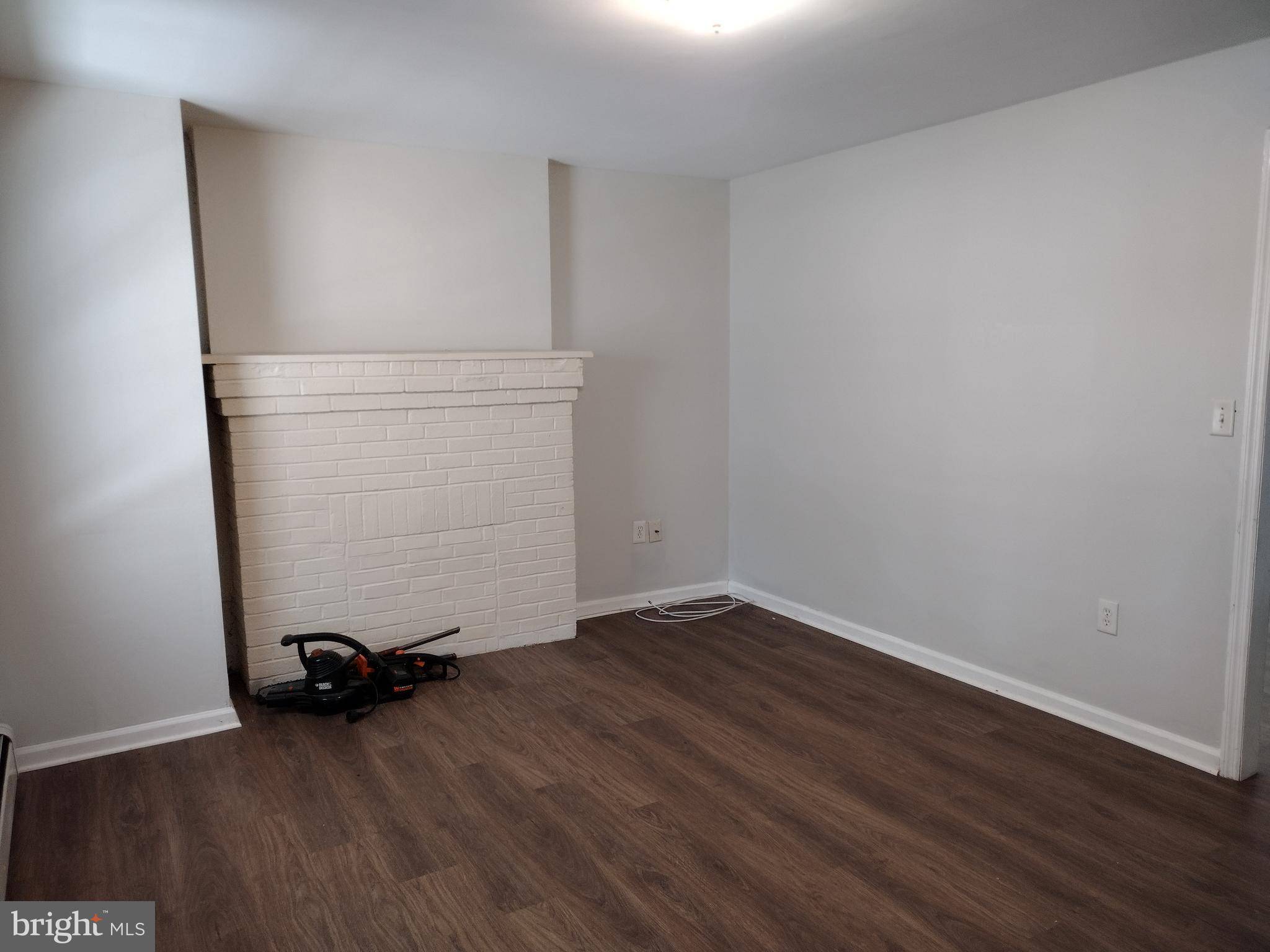 Ewing, NJ 08618,43 BRADWAY AVE #1