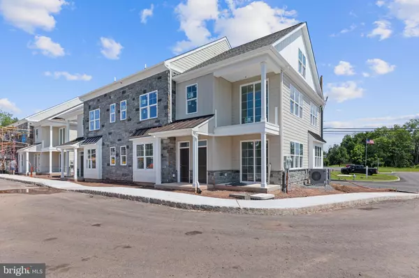 Harleysville, PA 19438,425 ASHA WAY #101