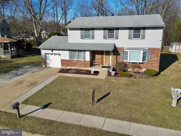 2223 GREENSTONE, Wilmington, DE 19810