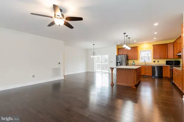 Mineral, VA 23117,15604 HETH DR