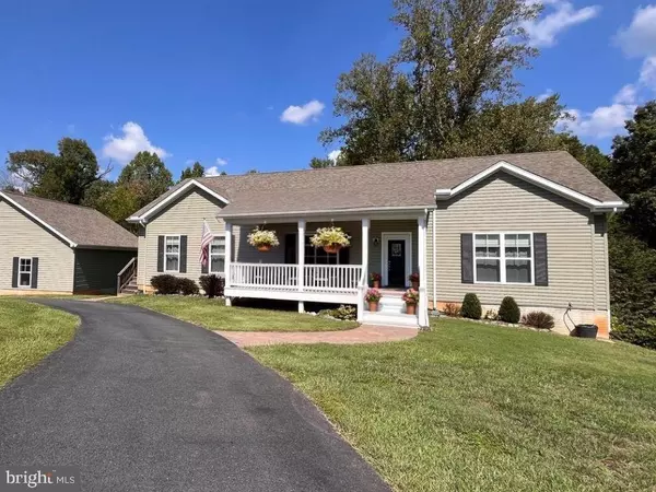 15604 HETH DR, Mineral, VA 23117