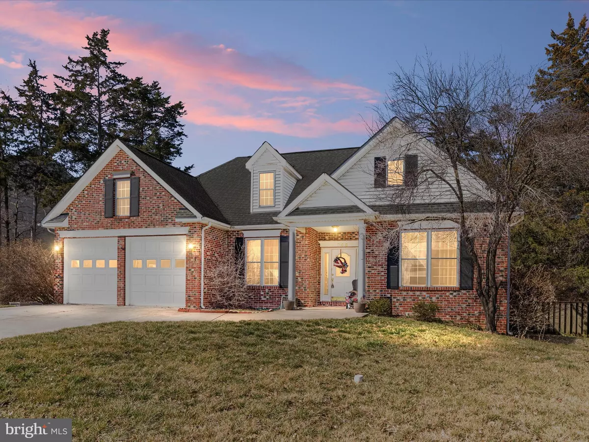 Strasburg, VA 22657,744 CRYSTAL LN