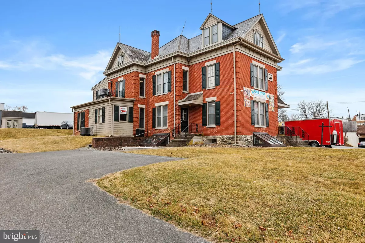 Lancaster, PA 17603,1708 COLUMBIA AVE