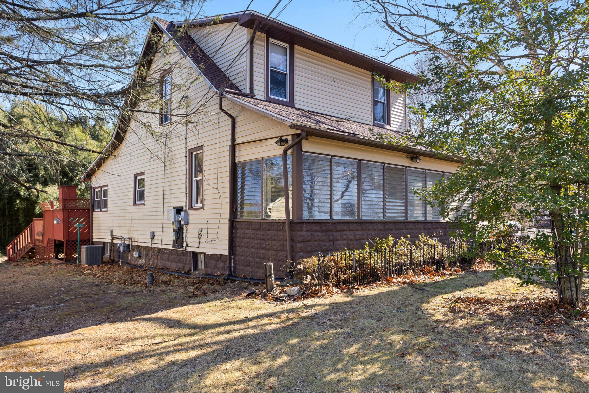 Lindenwold, NJ 08021,421 CEDAR AVE