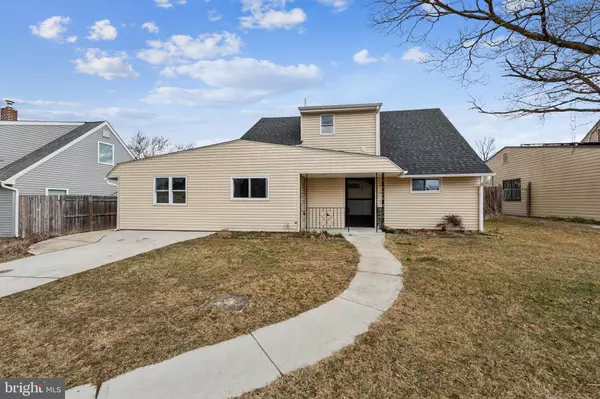 Levittown, PA 19055,52 HORSESHOE LN