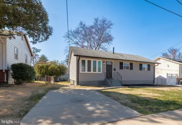 Lanham, MD 20706,7921 GRANT DR