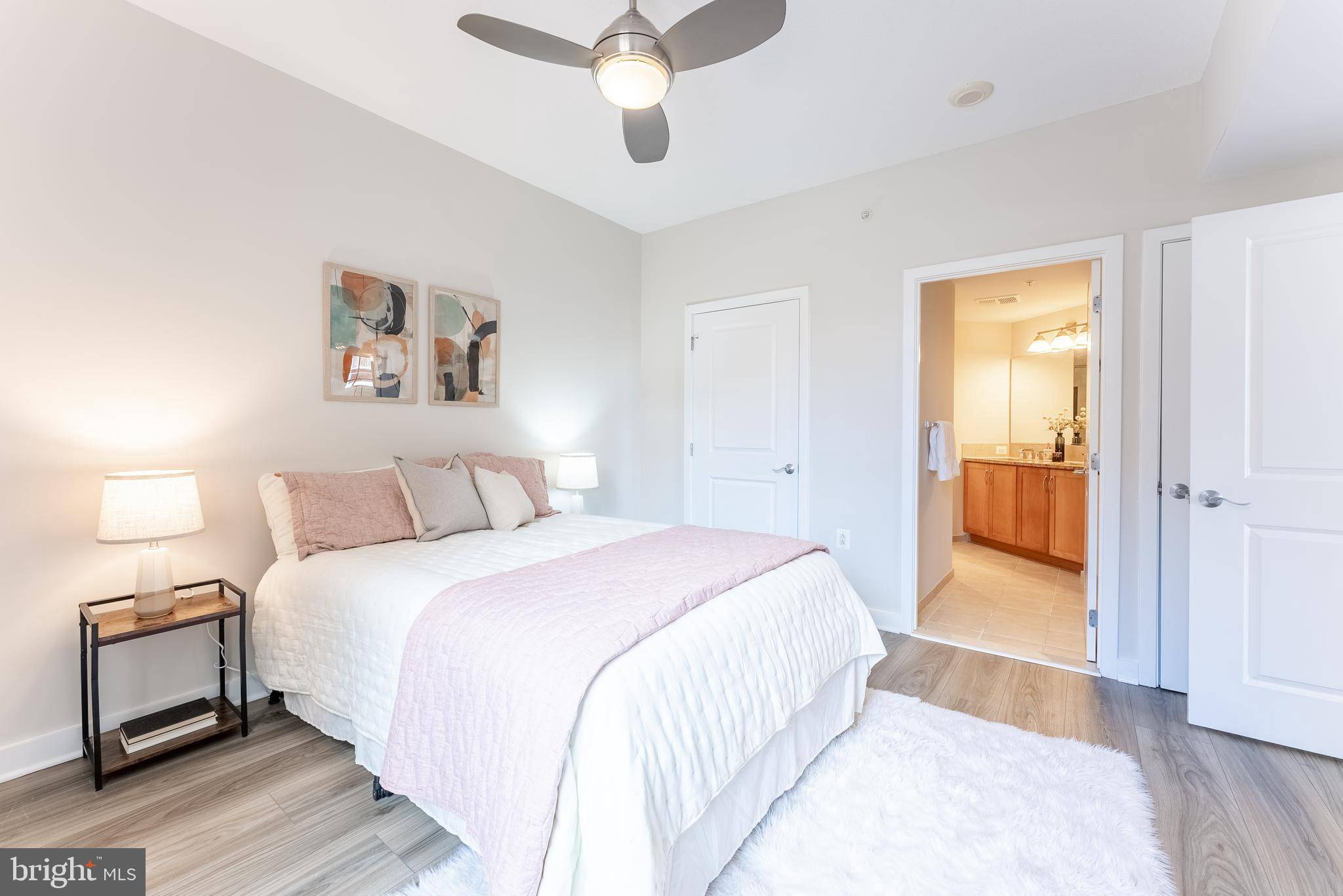 Arlington, VA 22203,888 N QUINCY ST #202