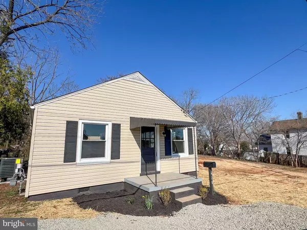 Culpeper, VA 22701,618 SECOND ST.