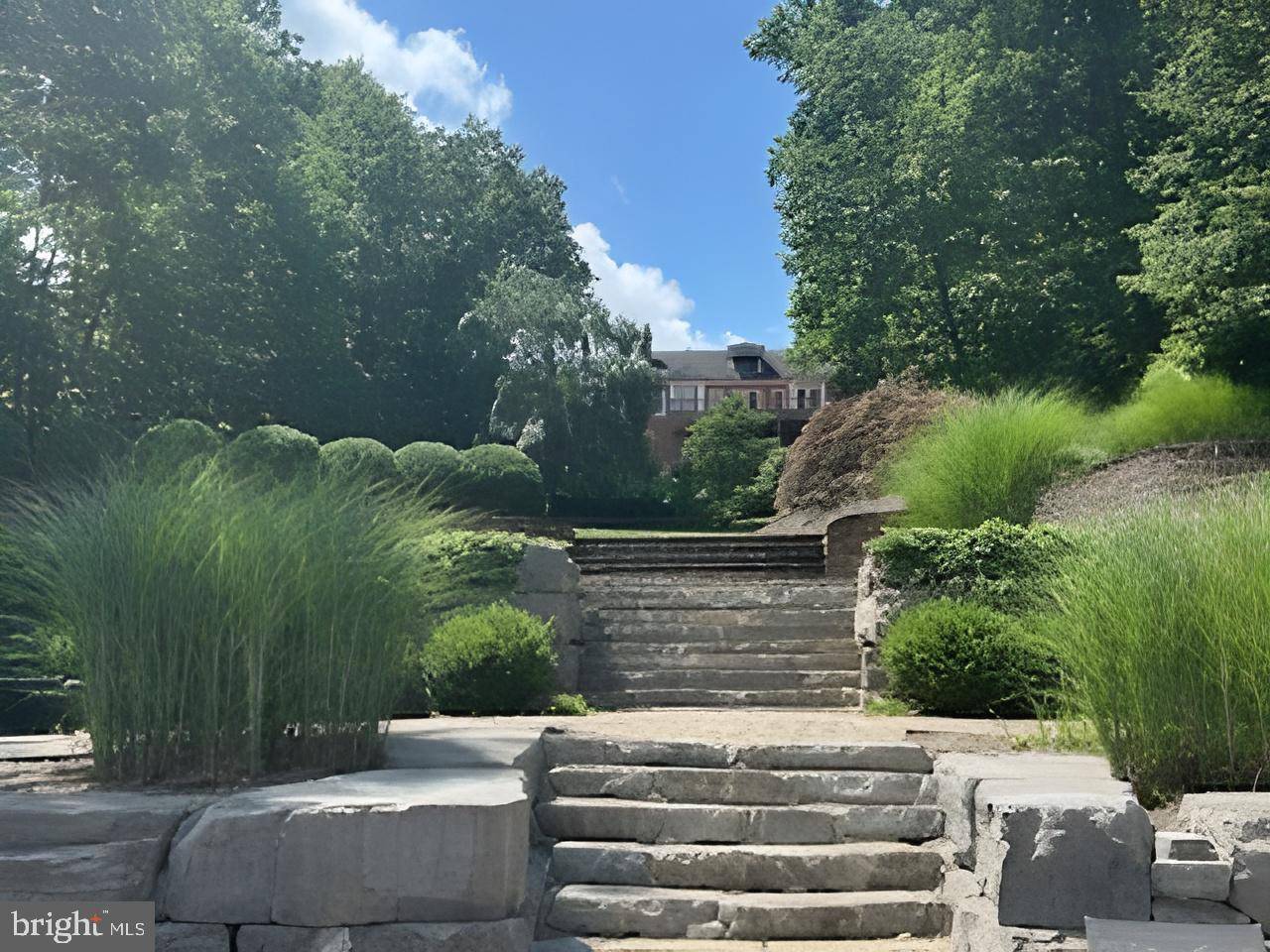 Winchester, VA 22603,291 LAKE SERENE DR.