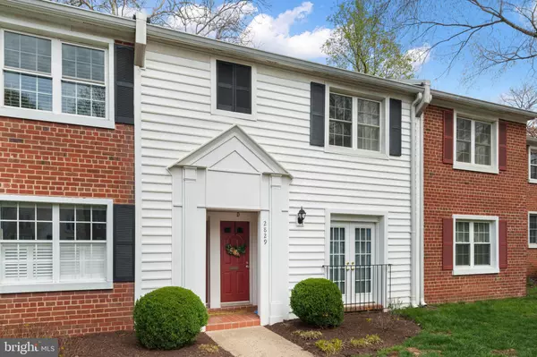 Arlington, VA 22206,2829 S WAKEFIELD ST #B