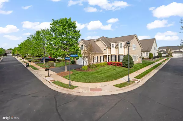 Ashburn, VA 20147,44390 CEDAR HEIGHTS DR