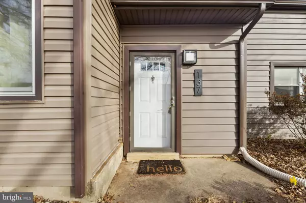 Newark, DE 19711,137 E GREEN VALLEY CIR