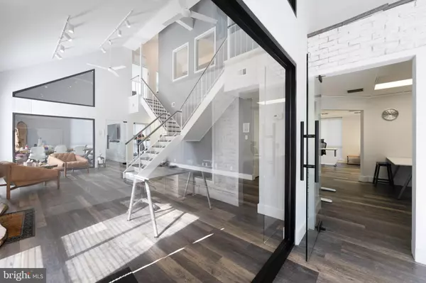 North Bethesda, MD 20852,6255 EXECUTIVE #101