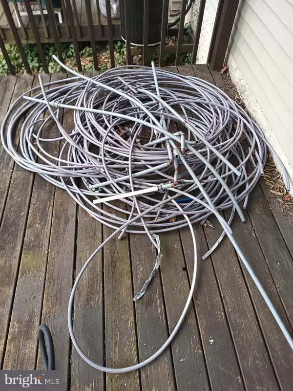 Ephrata, PA 17522,5 WESTPOINTE DR.