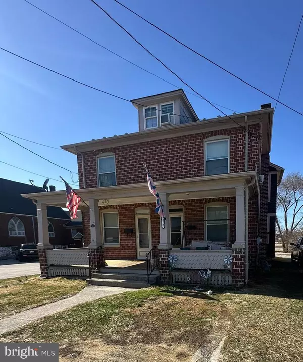 329 & 331 FREDERICK ST, Hanover, PA 17331