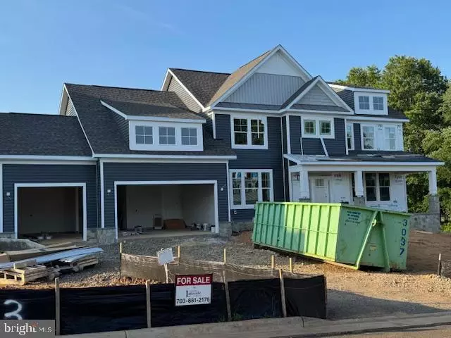 9828 THOROUGHBRED RD, Warrenton, VA 20187