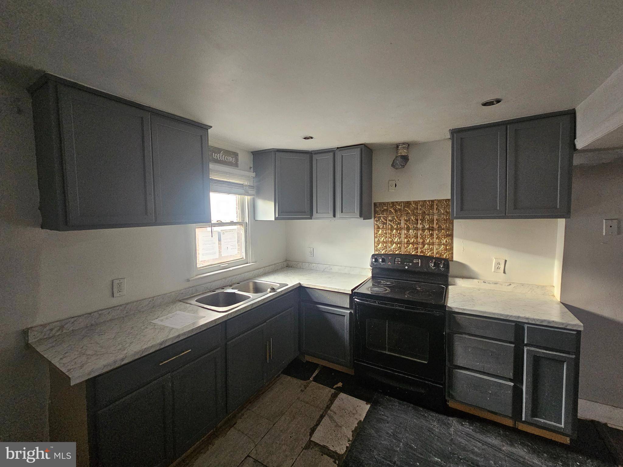 Lebanon, PA 17046,377 N 8TH ST