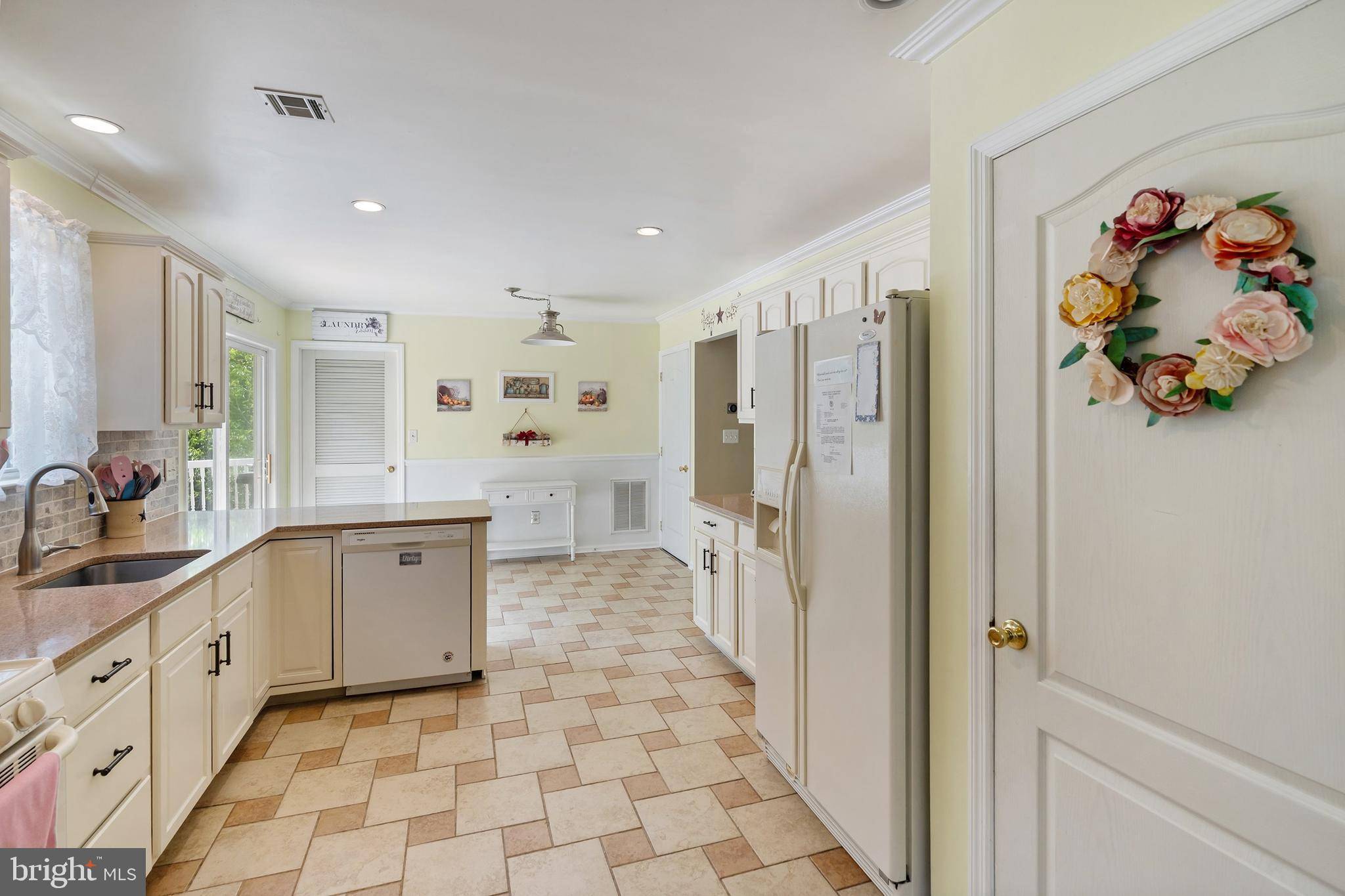 Tuckerton, NJ 08087,5 FALKINBURG DR