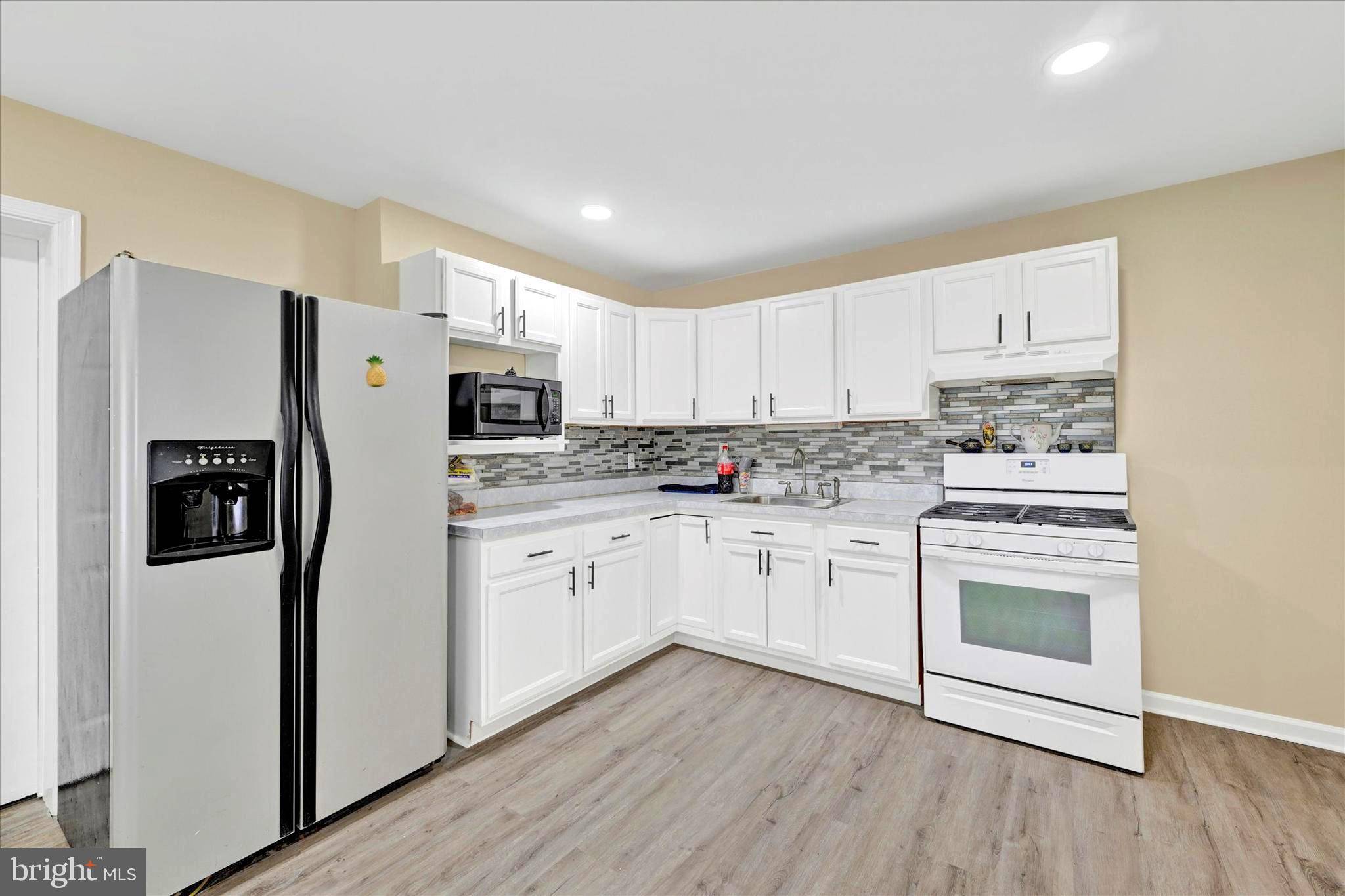 Baltimore, MD 21222,6543 SAINT HELENA AVE