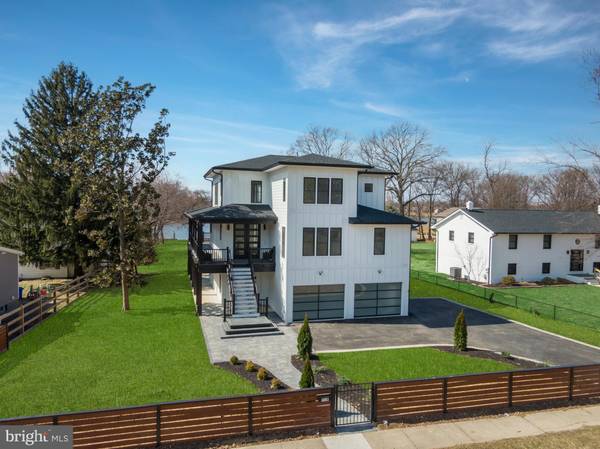 718 S MARLYN AVE, Essex, MD 21221