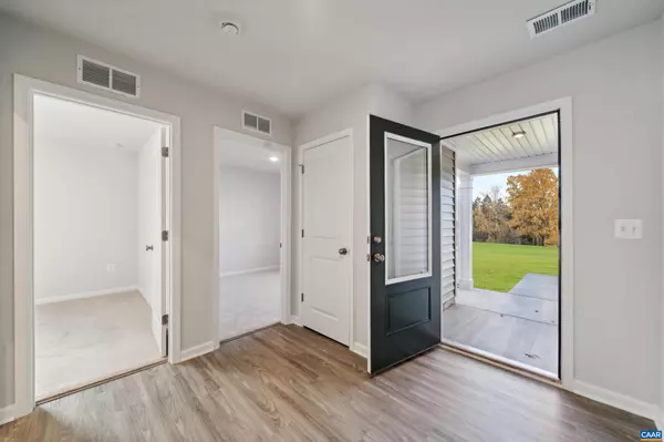 Charlottesville, VA 22902,199 HORSE PATH DR